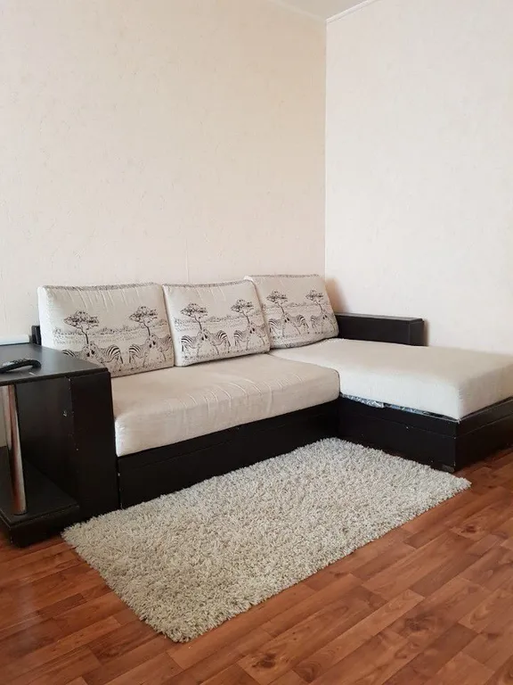 2 комнатная район обелиска