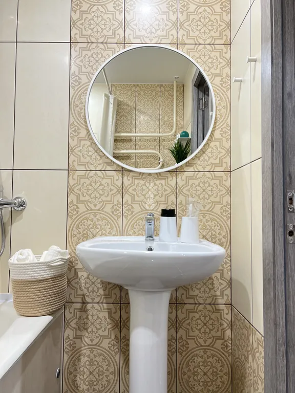 Квартира Просторная квартира с видом на сквер — Красноярск