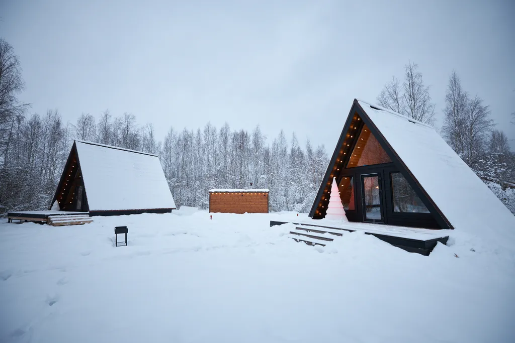 Коттедж Коттедж A-frame на участке 20 соток — Светлое