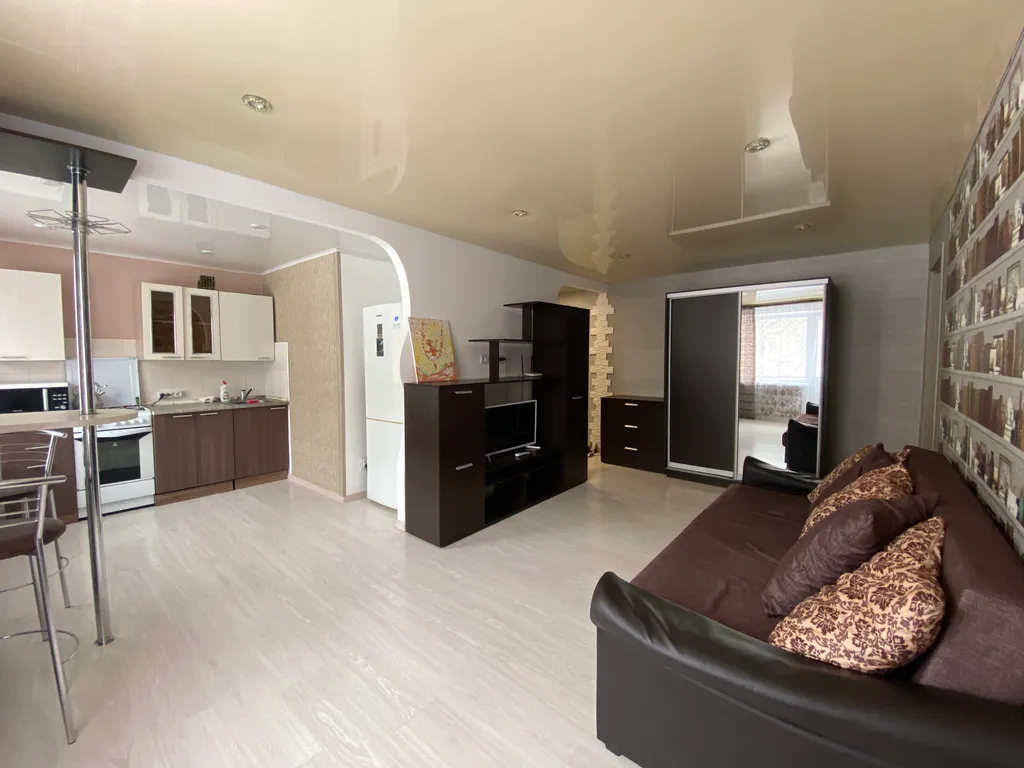 Уютная трёхкомнатная квартира — аренда посуточно в Сызрань