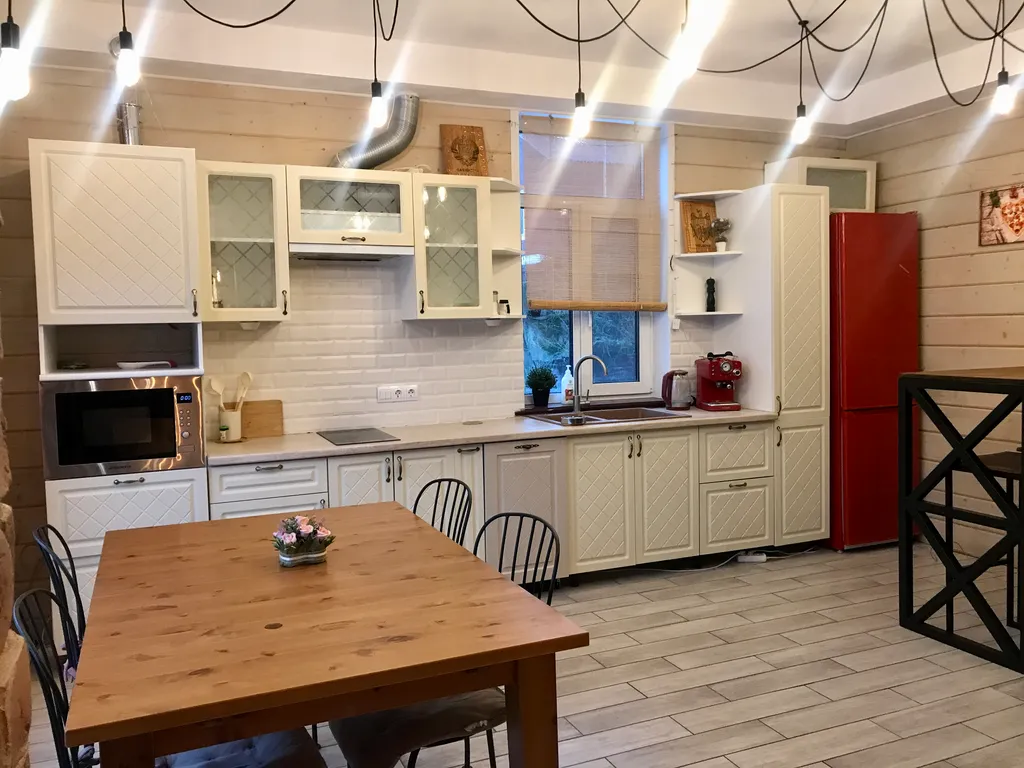 Уютный дом недалеко от города