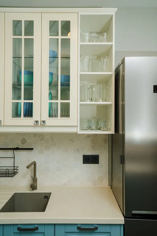 Красивый современный апартамент с 3 спальнями. Камин. Терраса. Горы.