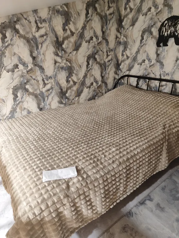 Коттедж Уютный дом в лесу — Деревянное