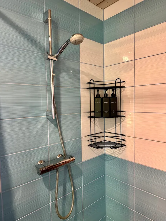 Коттедж с сауной и панорамным остеклением