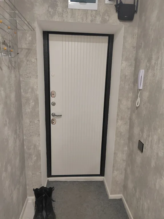 Шикарная двухкомнатная квартира с евроремонтом в тихом спальном районе