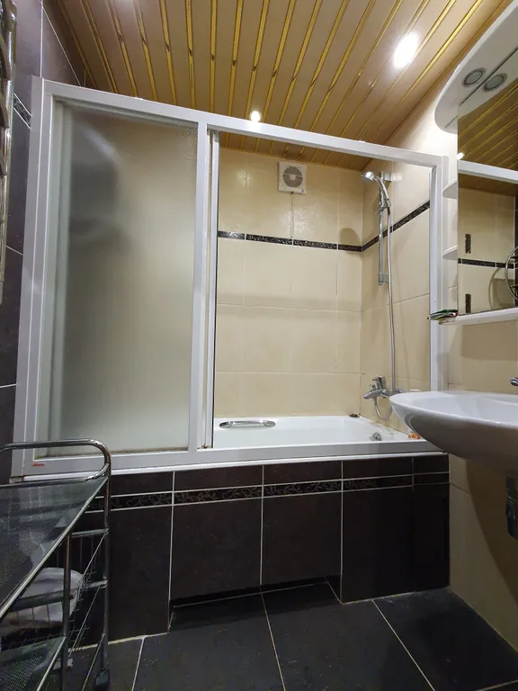 Уютная квартира на Академика Королева