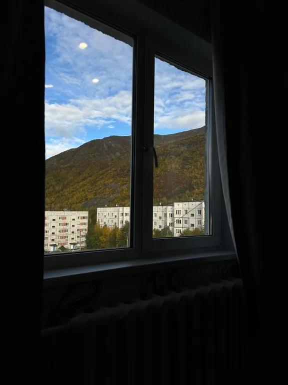 Теплая квартира с уютной, домашней энергетикой рядом со склоном