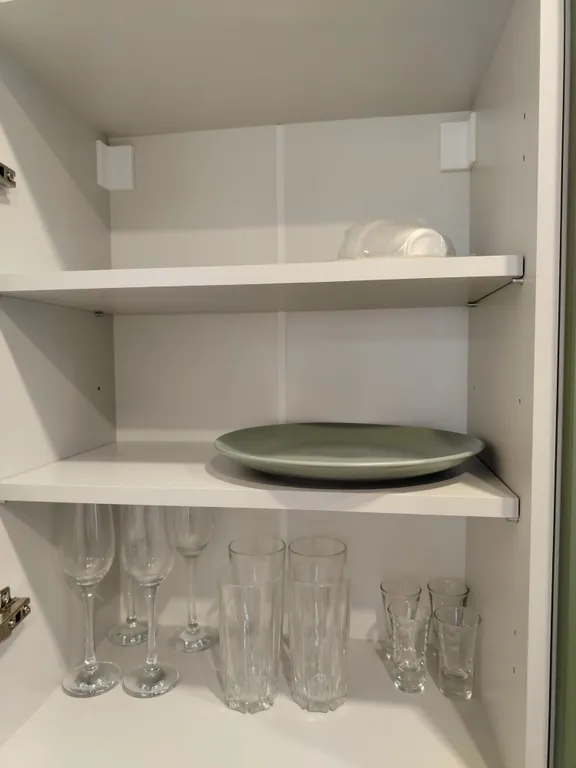 Квартира-студия с видом на город среди гор