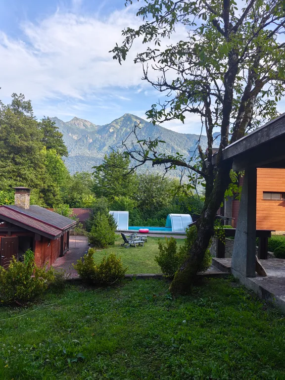 Коттедж Дом с баней и бассейном и видом на горы — Красная Поляна