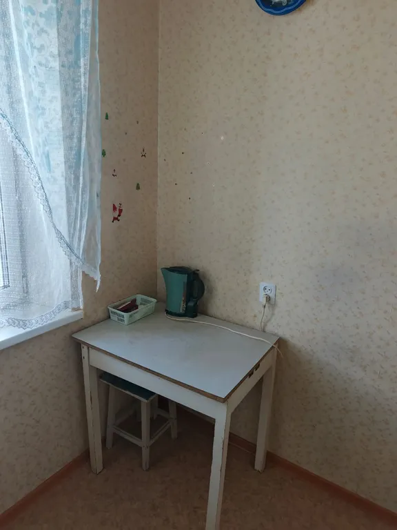 Ленинский район, Каштак, спортивные комплексы, учебные заведения