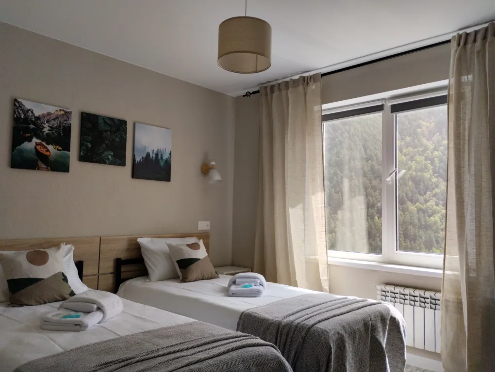 Квартира с видом на ледник Донгуз-Орун