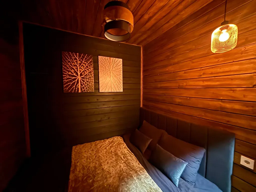 Серый домик