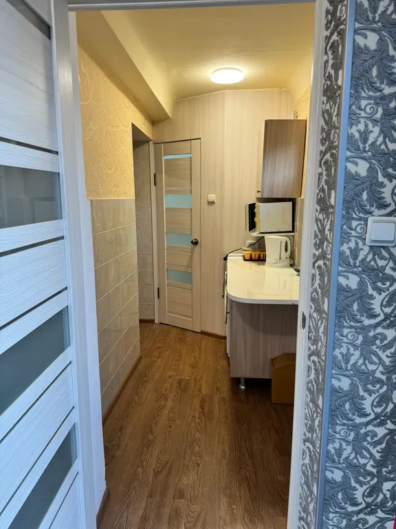 Уютная комната с отдельным входом в центре города, бюджетный вариант