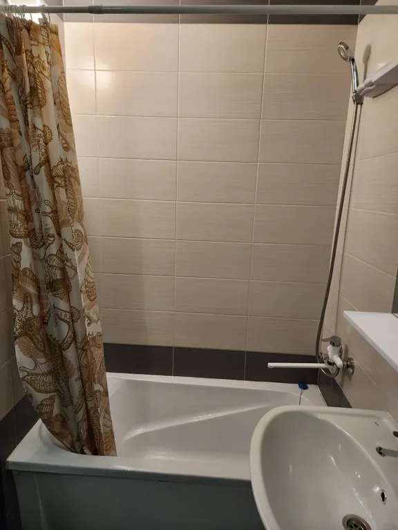 Уютная студия с видом на озеро рядом с вокзалом