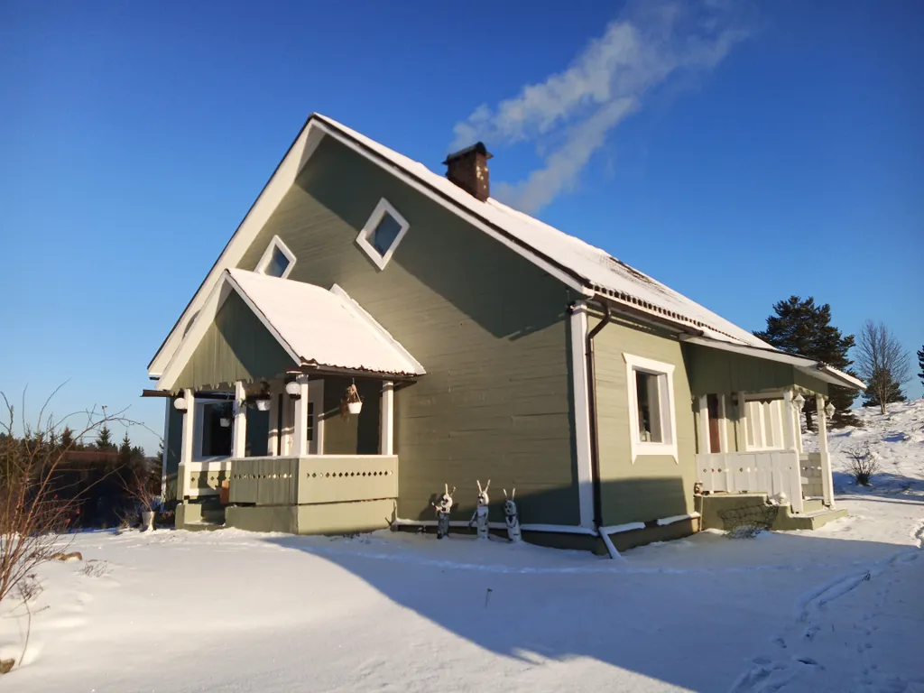 Дом c финской дровяной сауной и отдельной баней в Карелии