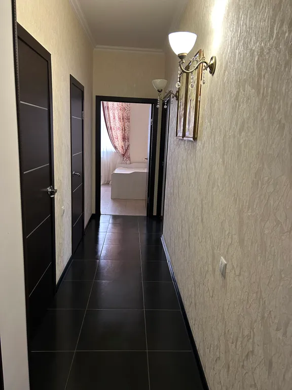 Уютный Коттедж возле парка Победы,свой двор и мангал.