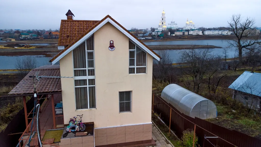 Коттедж Гостевой дом Панорама на набережной реки Вичкинза с видом на Храм — аренда посуточно в Дивеево