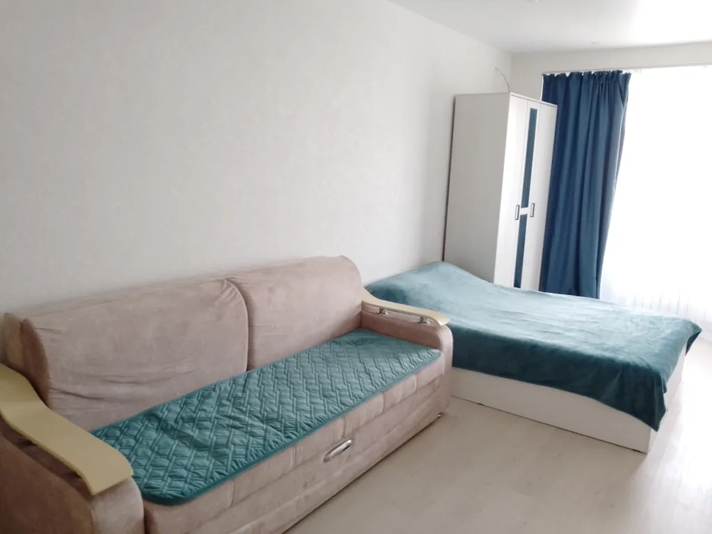 Уютная квартира студия в новом доме. Удобный заезд с трассы М5. — аренда посуточно в Пенза