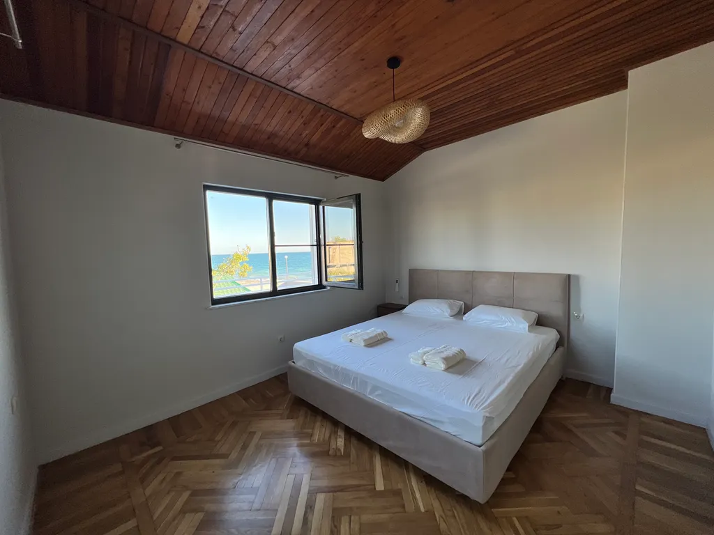 Вилла у моря