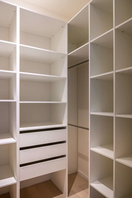 Просторные трёхкомнатные апартаменты в центре города в Capital Towers