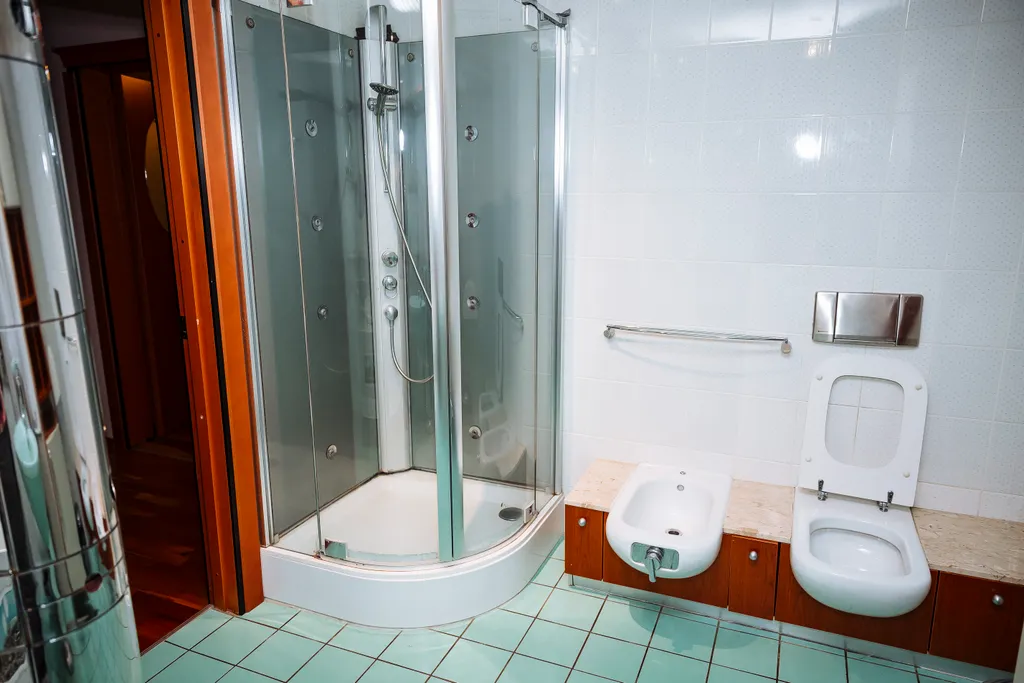 Загородный дом с бассейном и банкетным залом