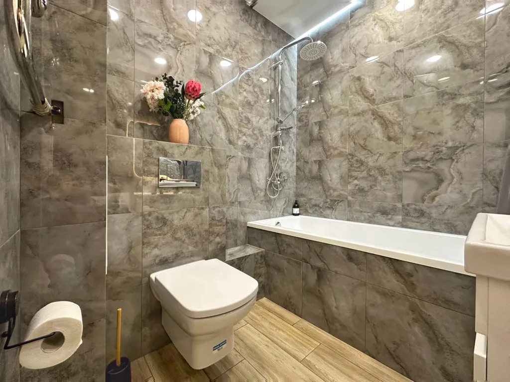 Квартира Квартира Комфортный апартамент Люкс возле ДЦ Сибирь — Красноярск