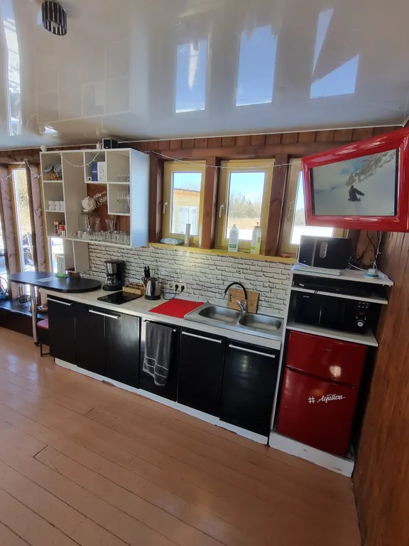 Дом-корабль с баней на Минском море