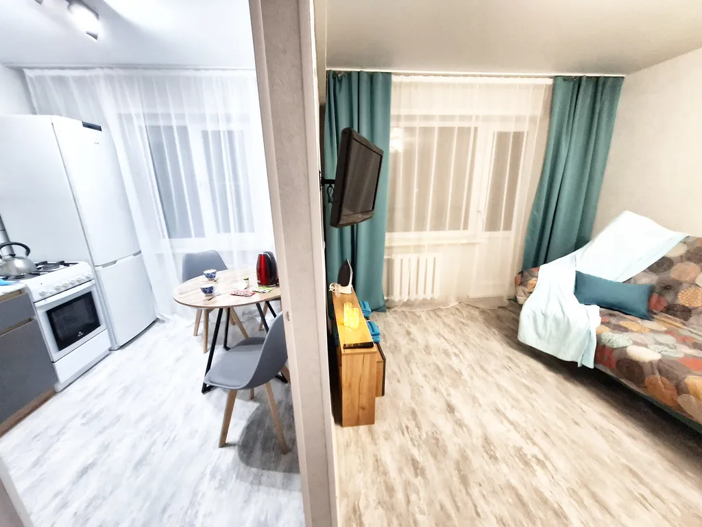 Уютная 1-комнатная квартира с дизайнерским ремонтом