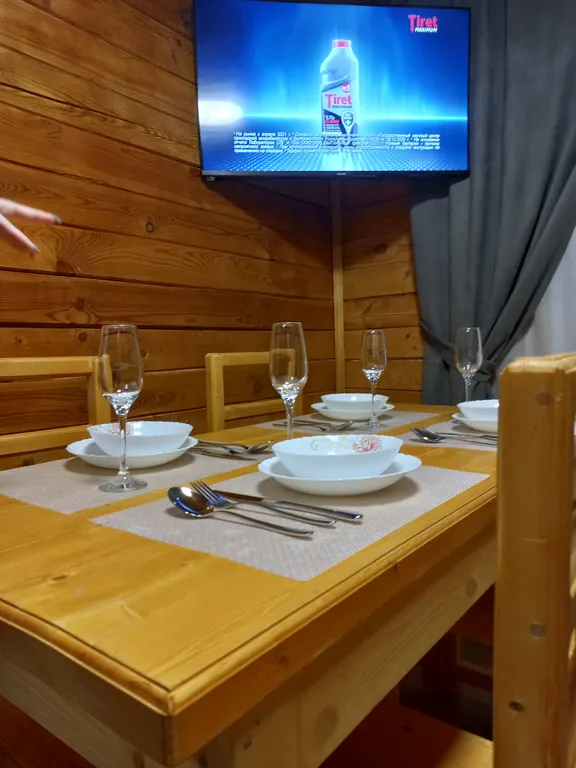 Cдaетcя уютный дoм в тихoм и живопиcном меcте