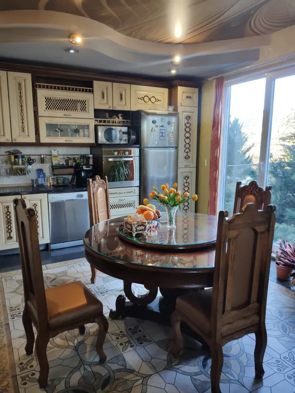 Уютный дом c бассейном в историческом центре города