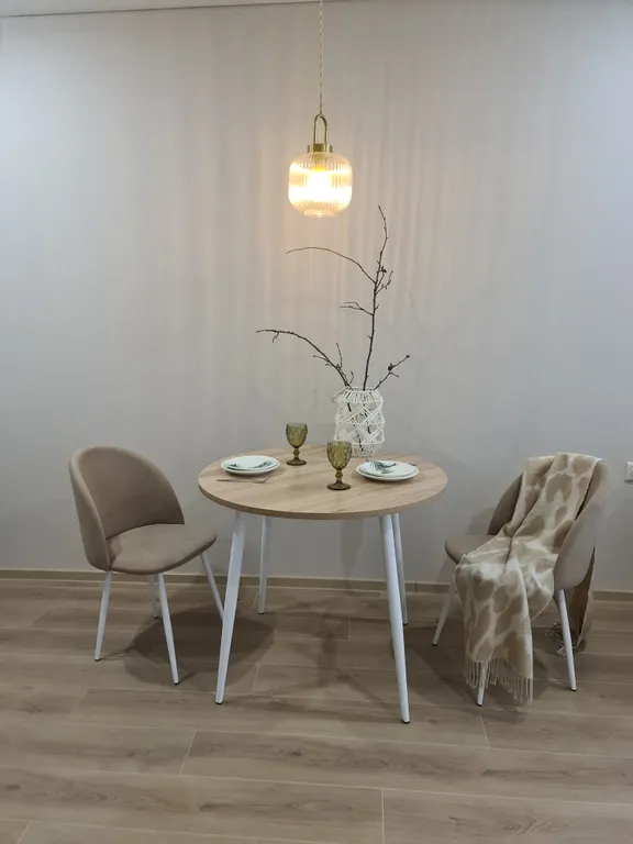 Инстаграмная евродвушка рядом с зоопарком