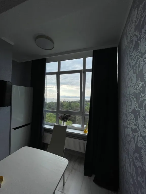 Квартира в центре с видом на горы и море