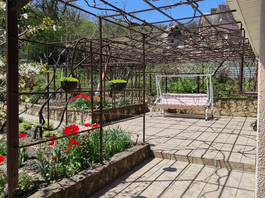 Коттедж Уютный дом в живописном пригороде, рядом с Чёрным морем и озером Абрау — Южная Озереевка