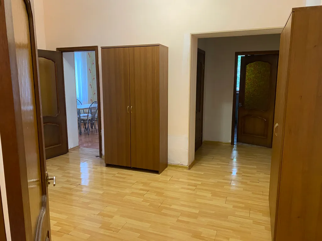 Квартира 4-комнатная Квартира — Анапа