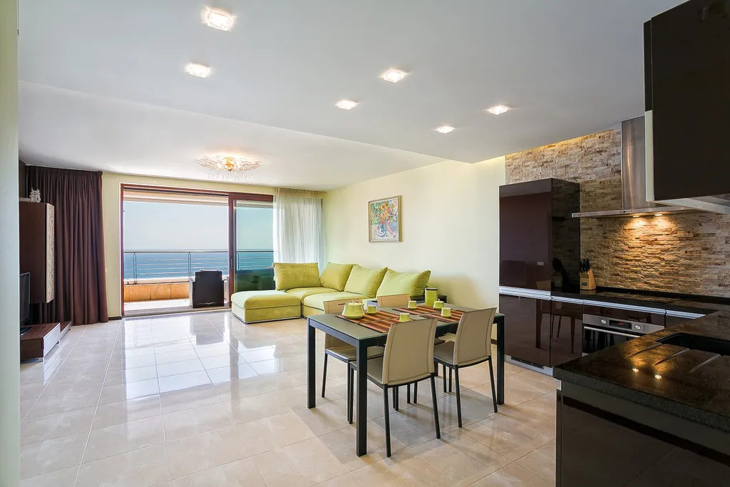 Апартамент Бизнес-класса-2 спальни, гостиная-студио,  2 лодж, 2 с/уз.