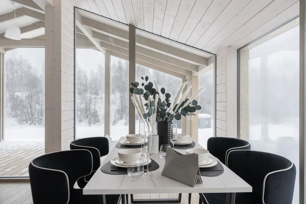 Новый дом с умной баней и персональным видом на лес и реку