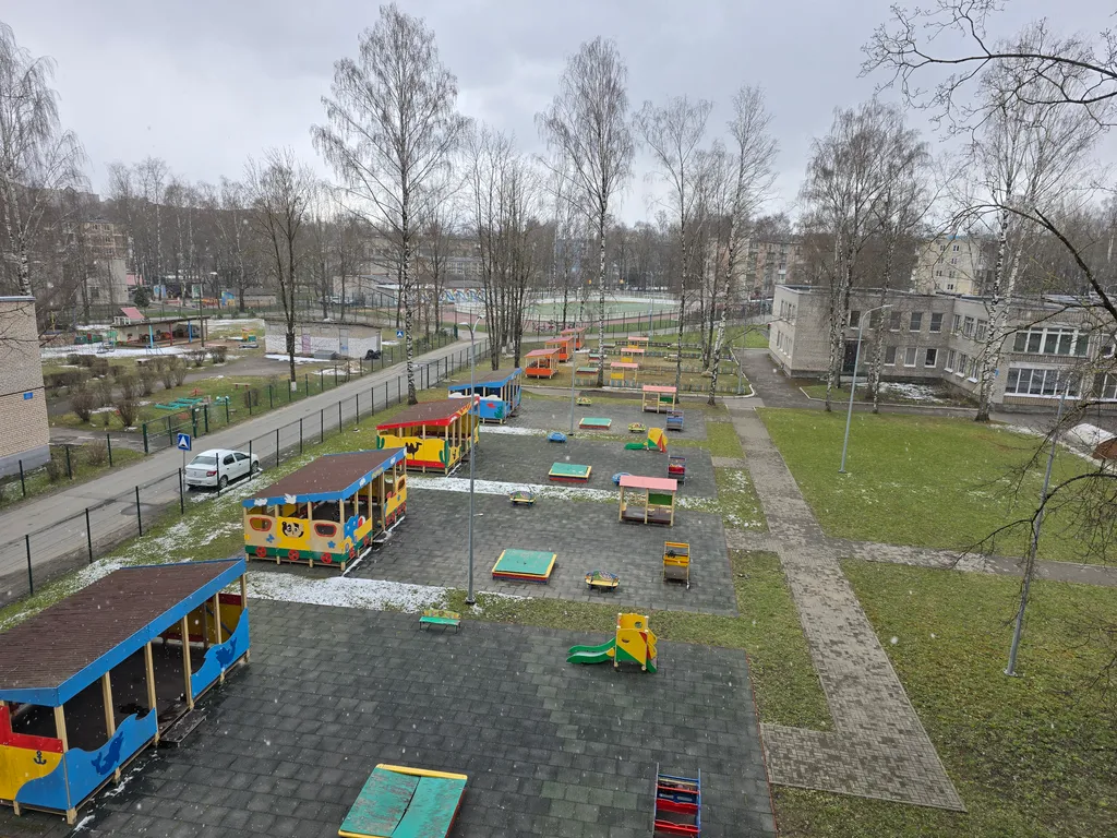 Отличная двухкомнатная квартира в 2 километрах от Псковского Кремля