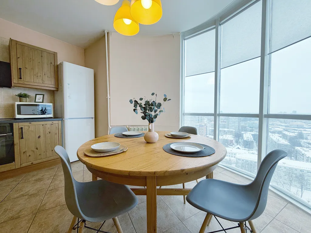 Стильная 3-к квартира в центре в ЖК Эдельвейс с панорамным видом