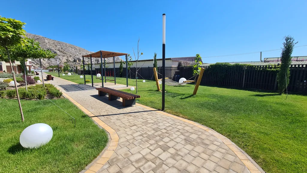 Двухкомнатные апартаменты в апарт-комплексе Атлас с видом на море