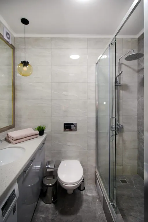 Cozy Apt in the heart of the city