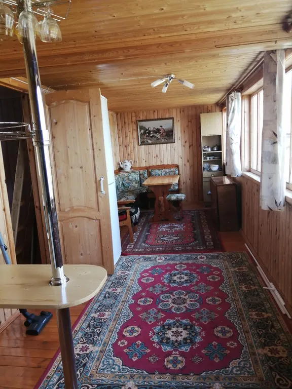 Дом на берегу озера Селигер