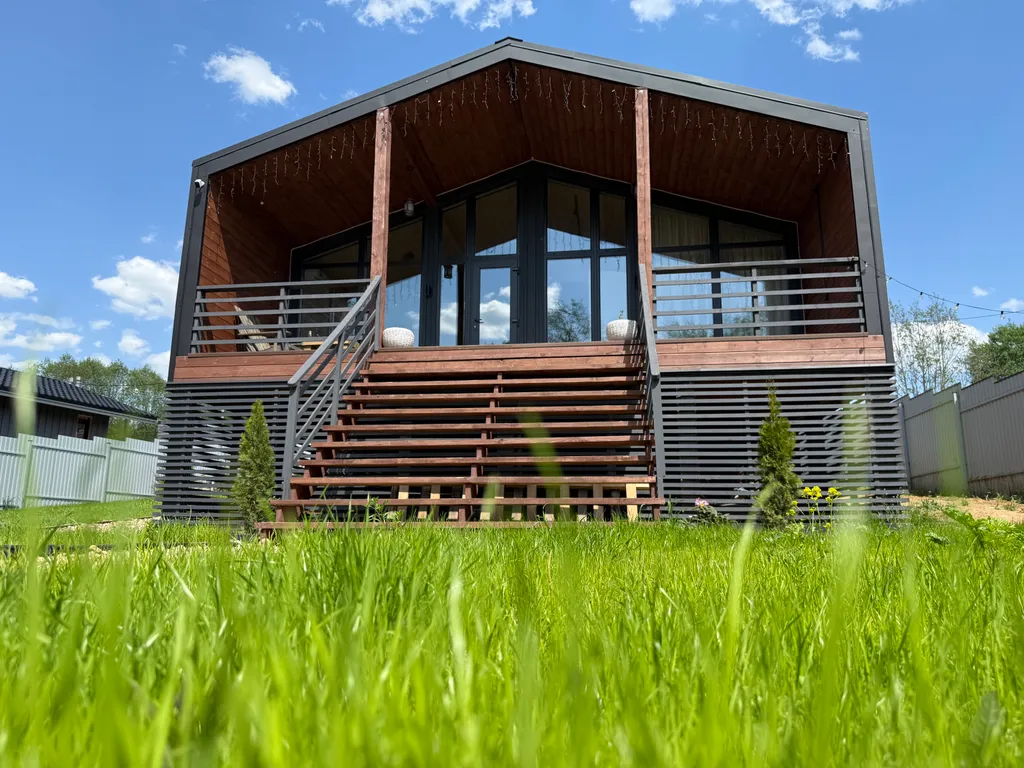 Коттедж Дом с сибирским чаном — Горки