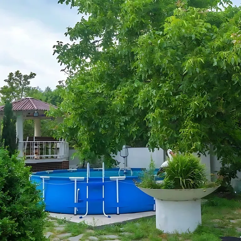 Уютный дом и комплекс «Багира» на Балтийской косе