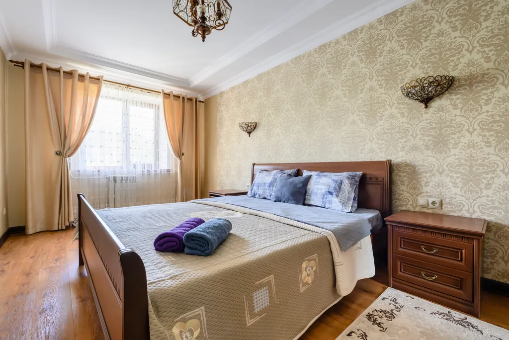 Квартира Просторный апартамент в самом центре у пешеходной улицы — Алматы