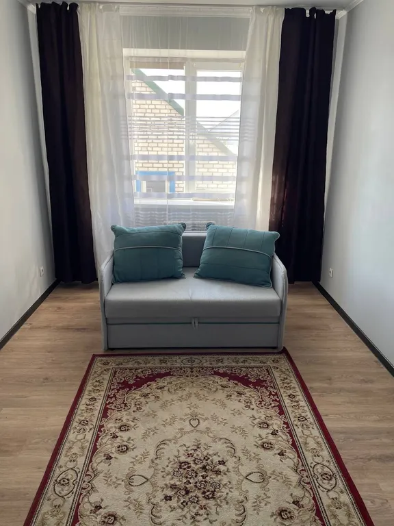 Коттедж Просторный трёхкомнатный дом — Элиста