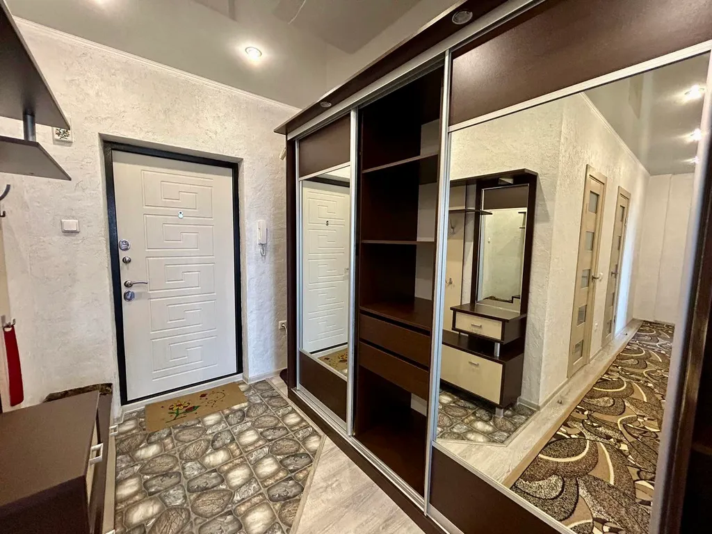 Уютная квартира недалеко от ТЦ Тринити