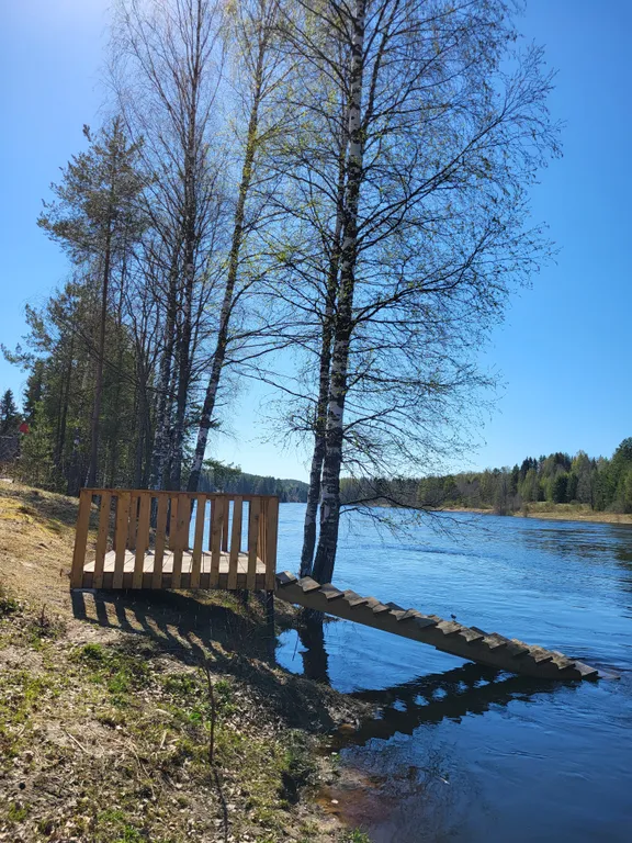 Домик с банькой у реки N4