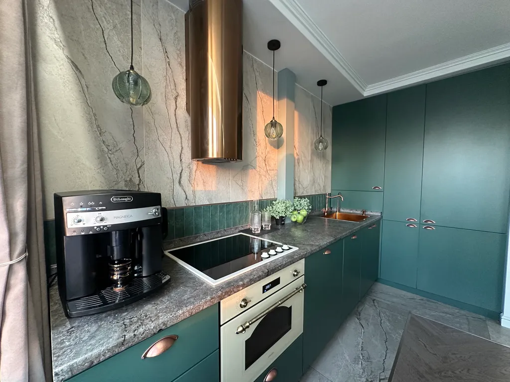 Квартира Квартира с эксклюзивным панорамным видом на набережную с 12 этажа — Москва