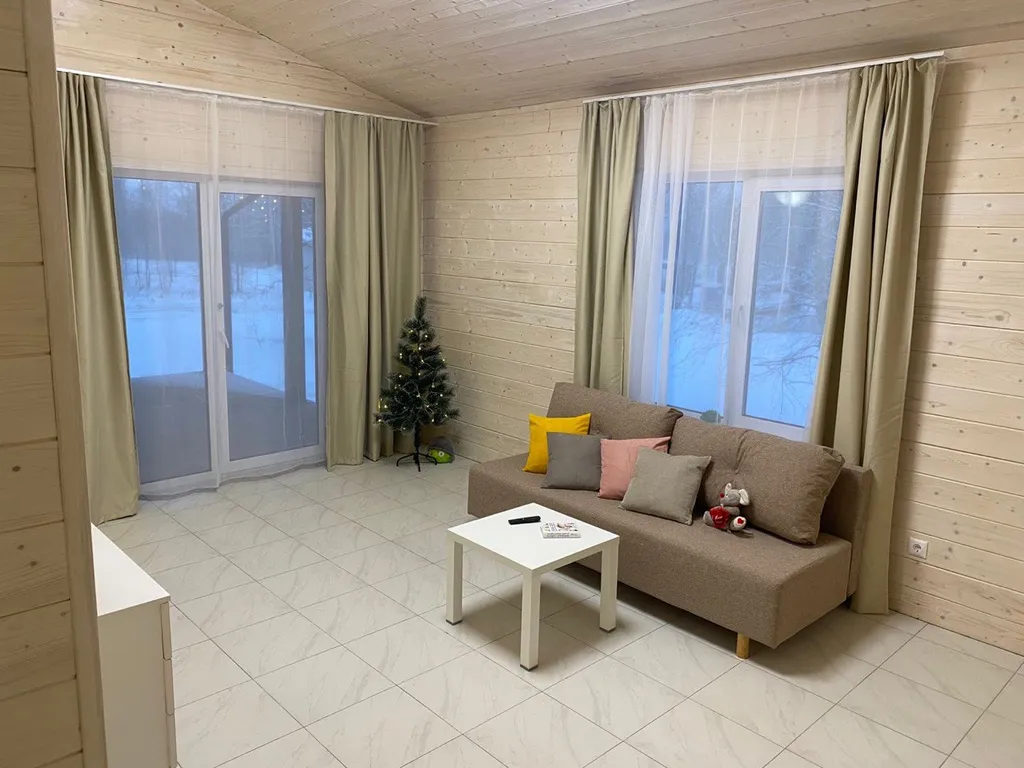 Дом с сауной в КП Лисья Горка у водохранилища