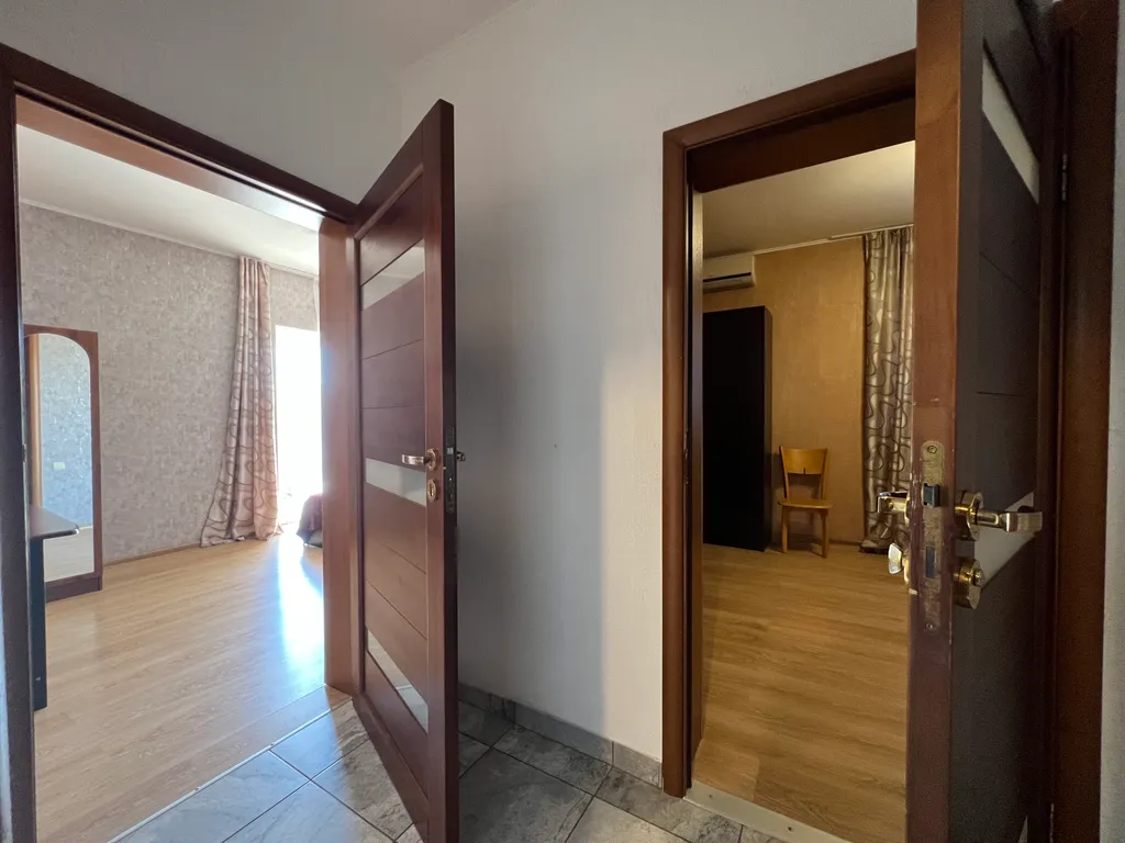 Дом с бассейном и баней